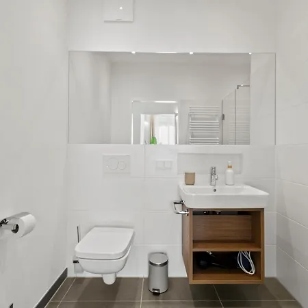 4 Min To Metro I 12 Min To Inner City I Top Wifi Vienna Exterior photo