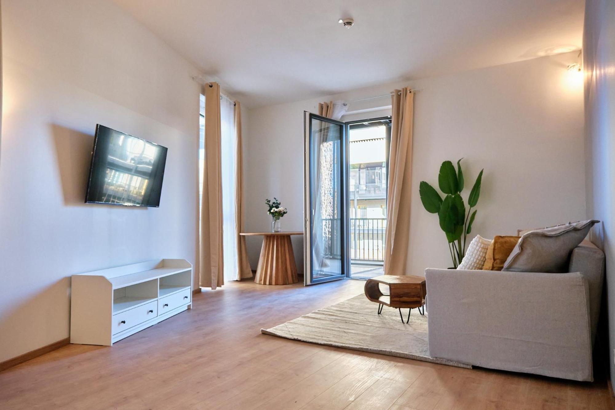 Apartmán 4 Min To Metro I 12 Min To Inner I Wifi *
